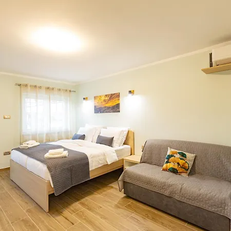 Adriatic Bay Apartman *