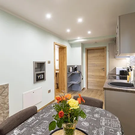 Adriatic Bay Apartman *